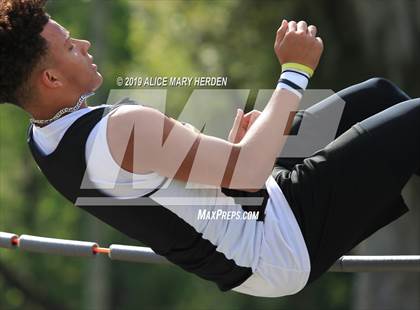 Thumbnail 1 in Hernando Kiwanis Track and Field Invitational photogallery.