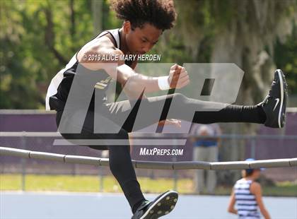 Thumbnail 3 in Hernando Kiwanis Track and Field Invitational photogallery.