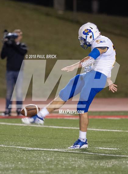 Thumbnail 2 in Westlake vs Schertz Clemens (UIL 6A D2 Region IV Bi-District Playoff) photogallery.