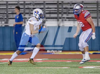 Thumbnail 1 in Westlake vs Schertz Clemens (UIL 6A D2 Region IV Bi-District Playoff) photogallery.