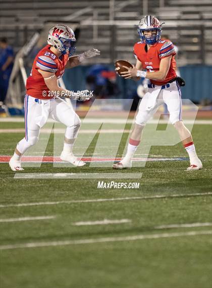 Thumbnail 1 in Westlake vs Schertz Clemens (UIL 6A D2 Region IV Bi-District Playoff) photogallery.