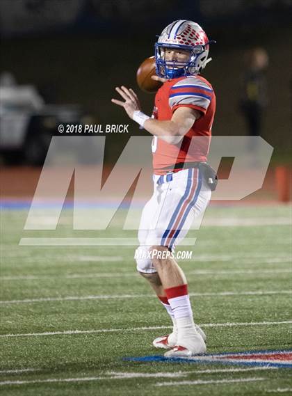Thumbnail 3 in Westlake vs Schertz Clemens (UIL 6A D2 Region IV Bi-District Playoff) photogallery.