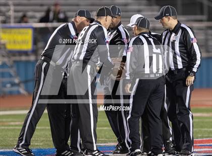 Thumbnail 2 in Westlake vs Schertz Clemens (UIL 6A D2 Region IV Bi-District Playoff) photogallery.