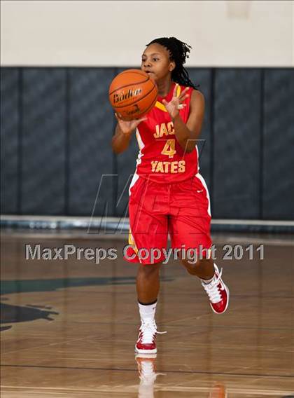 Thumbnail 3 in Yates vs Madison (McDonald's Texas Invitational) photogallery.