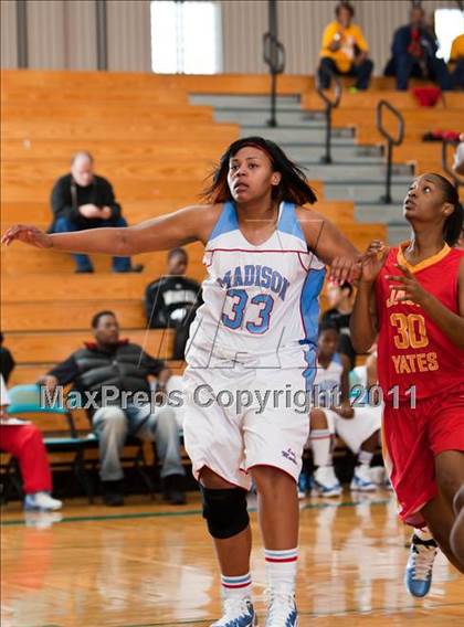 Thumbnail 1 in Yates vs Madison (McDonald's Texas Invitational) photogallery.