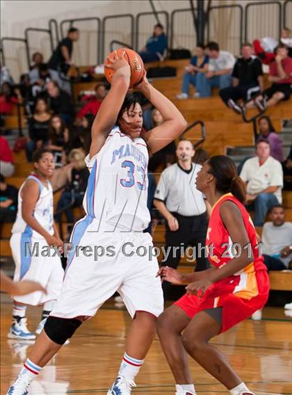 Thumbnail 3 in Yates vs Madison (McDonald's Texas Invitational) photogallery.