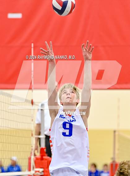 Thumbnail 2 in Southport vs. Roncalli photogallery.