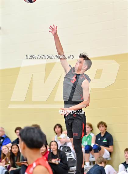 Thumbnail 3 in Southport vs. Roncalli photogallery.