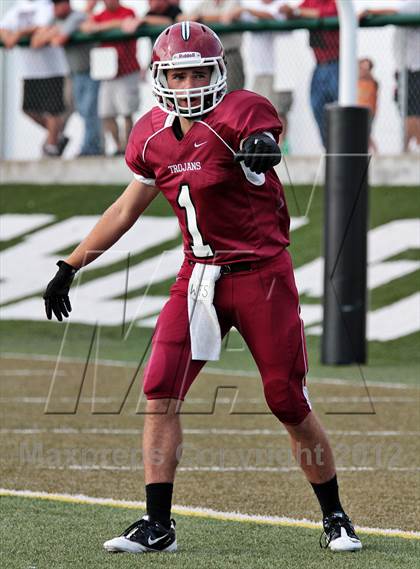 Thumbnail 2 in Harlan County @ Morristown-Hamblen West photogallery.