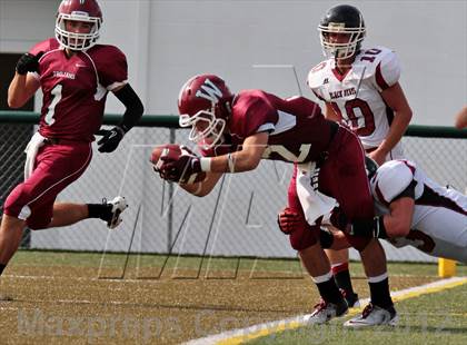 Thumbnail 2 in Harlan County @ Morristown-Hamblen West photogallery.