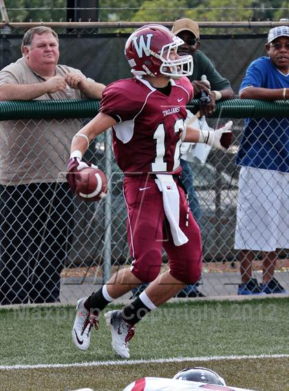 Thumbnail 2 in Harlan County @ Morristown-Hamblen West photogallery.