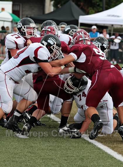 Thumbnail 1 in Harlan County @ Morristown-Hamblen West photogallery.