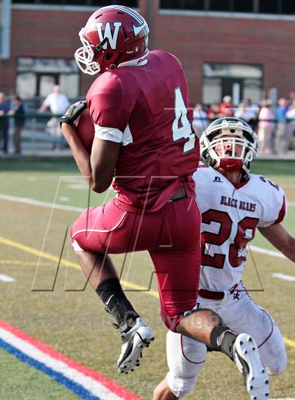 Thumbnail 2 in Harlan County @ Morristown-Hamblen West photogallery.