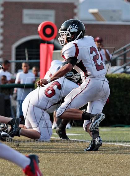 Thumbnail 1 in Harlan County @ Morristown-Hamblen West photogallery.