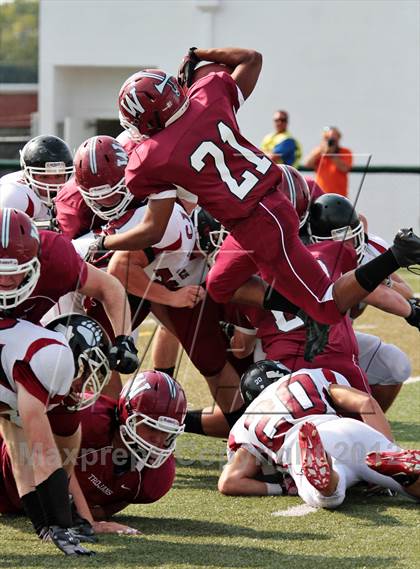 Thumbnail 2 in Harlan County @ Morristown-Hamblen West photogallery.