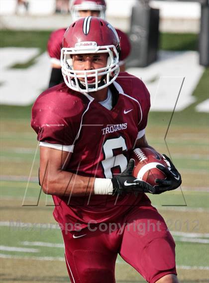 Thumbnail 1 in Harlan County @ Morristown-Hamblen West photogallery.