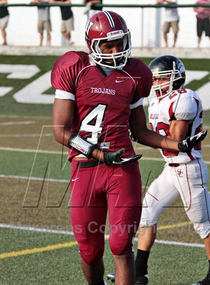 Thumbnail 3 in Harlan County @ Morristown-Hamblen West photogallery.