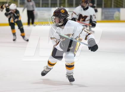 Thumbnail 1 in Madison @ Morris knolls photogallery.