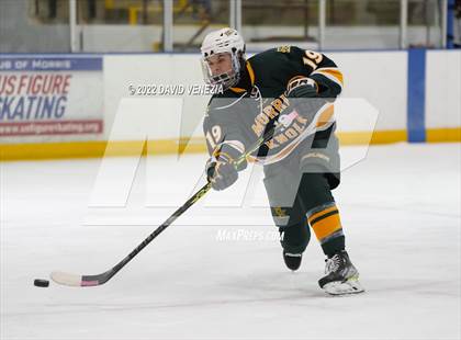 Thumbnail 1 in Madison @ Morris knolls photogallery.