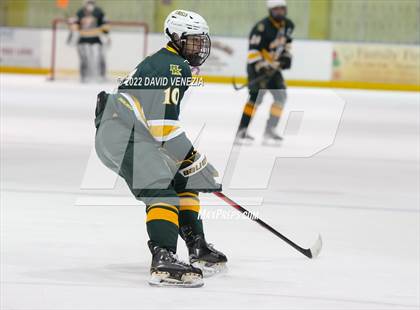 Thumbnail 1 in Madison @ Morris knolls photogallery.