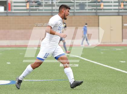 Thumbnail 2 in Alexander vs. Del Rio (UIL 6A Regional Quarterfinal) photogallery.