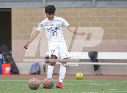 Thumbnail 2 in Alexander vs. Del Rio (UIL 6A Regional Quarterfinal) photogallery.