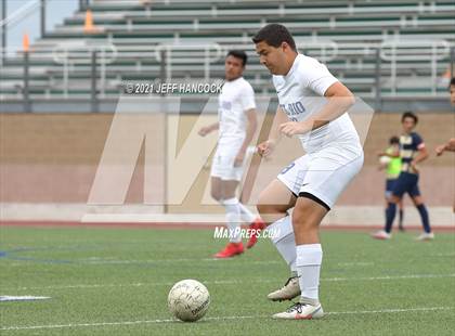 Thumbnail 3 in Alexander vs. Del Rio (UIL 6A Regional Quarterfinal) photogallery.