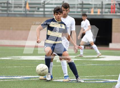 Thumbnail 1 in Alexander vs. Del Rio (UIL 6A Regional Quarterfinal) photogallery.