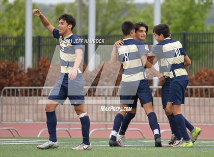 Thumbnail 2 in Alexander vs. Del Rio (UIL 6A Regional Quarterfinal) photogallery.