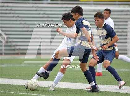 Thumbnail 2 in Alexander vs. Del Rio (UIL 6A Regional Quarterfinal) photogallery.