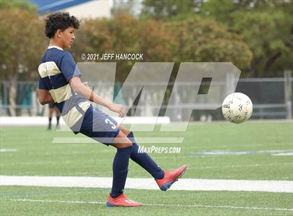 Thumbnail 2 in Alexander vs. Del Rio (UIL 6A Regional Quarterfinal) photogallery.