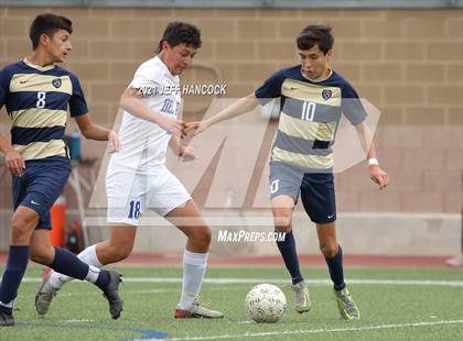 Thumbnail 3 in Alexander vs. Del Rio (UIL 6A Regional Quarterfinal) photogallery.