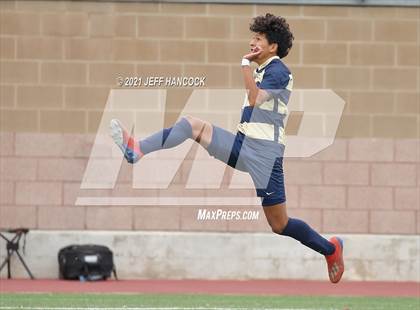 Thumbnail 3 in Alexander vs. Del Rio (UIL 6A Regional Quarterfinal) photogallery.