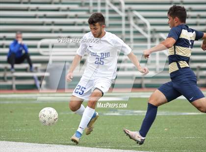 Thumbnail 3 in Alexander vs. Del Rio (UIL 6A Regional Quarterfinal) photogallery.