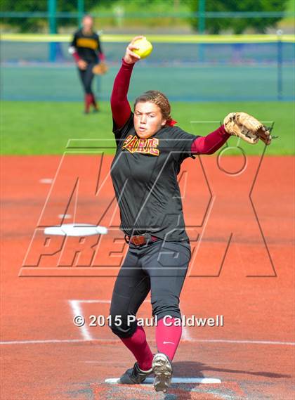 Thumbnail 3 in Juanita vs Prairie (WIAA 3A Semifinal Playoff) photogallery.