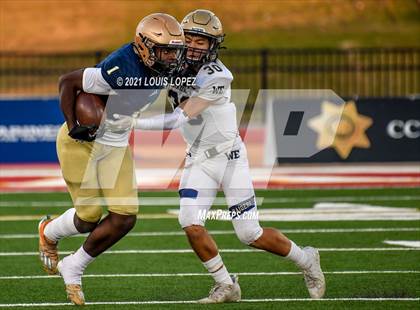 Thumbnail 3 in Central Catholic @ Mater Dei Catholic (CIF State DIV 2AA Championship) photogallery.