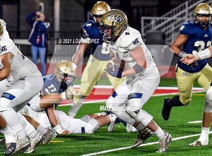 Thumbnail 2 in Central Catholic @ Mater Dei Catholic (CIF State DIV 2AA Championship) photogallery.