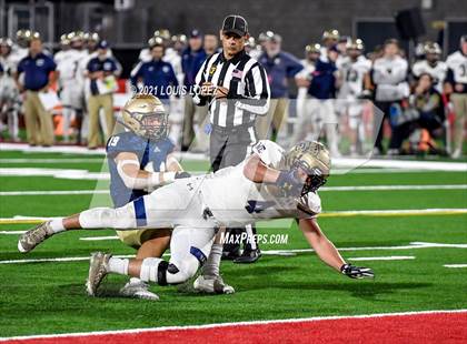 Thumbnail 3 in Central Catholic @ Mater Dei Catholic (CIF State DIV 2AA Championship) photogallery.