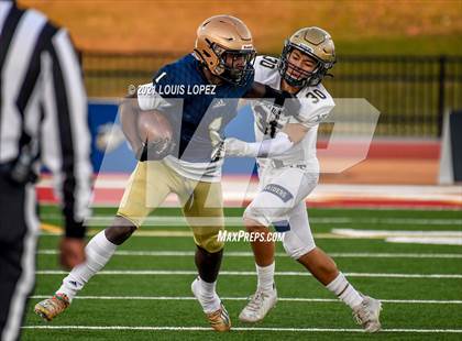 Thumbnail 2 in Central Catholic @ Mater Dei Catholic (CIF State DIV 2AA Championship) photogallery.