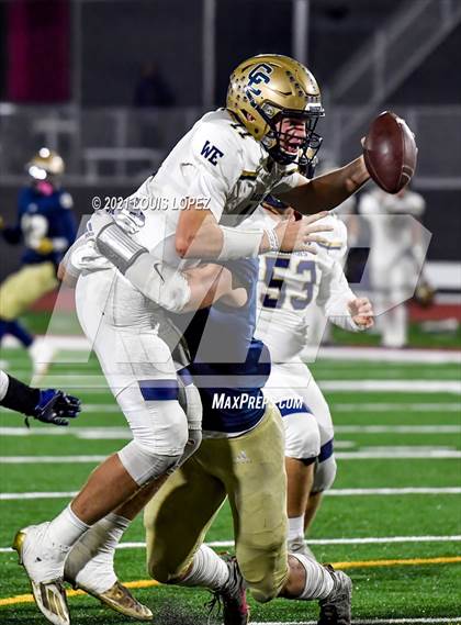 Thumbnail 3 in Central Catholic @ Mater Dei Catholic (CIF State DIV 2AA Championship) photogallery.