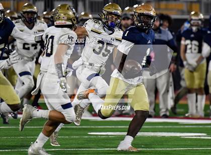 Thumbnail 2 in Central Catholic @ Mater Dei Catholic (CIF State DIV 2AA Championship) photogallery.