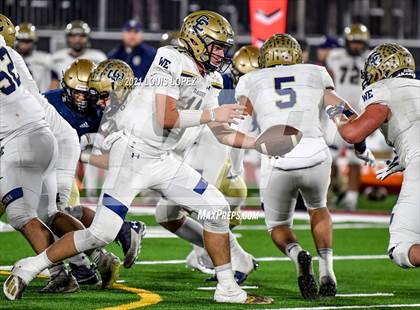Thumbnail 2 in Central Catholic @ Mater Dei Catholic (CIF State DIV 2AA Championship) photogallery.