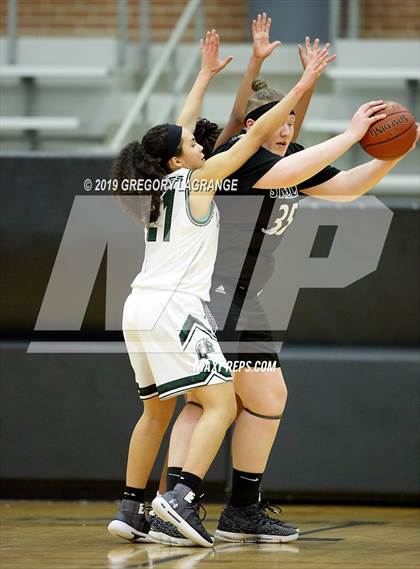 Thumbnail 2 in Steele vs Lake Ridge photogallery.