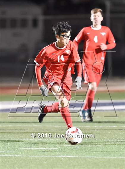 Thumbnail 2 in Lee [Robert E.] vs Memorial (Smithson Valley Tournament) photogallery.