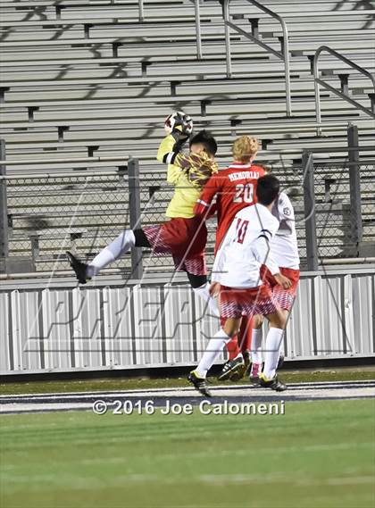 Thumbnail 2 in Lee [Robert E.] vs Memorial (Smithson Valley Tournament) photogallery.