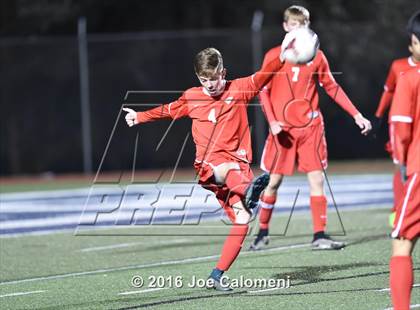 Thumbnail 3 in Lee [Robert E.] vs Memorial (Smithson Valley Tournament) photogallery.