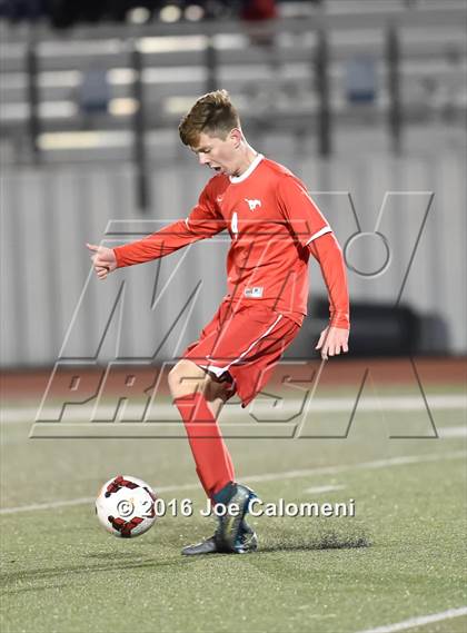 Thumbnail 2 in Lee [Robert E.] vs Memorial (Smithson Valley Tournament) photogallery.