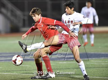 Thumbnail 1 in Lee [Robert E.] vs Memorial (Smithson Valley Tournament) photogallery.