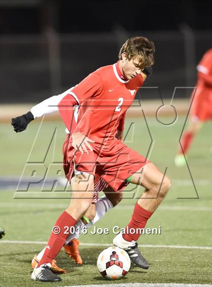 Thumbnail 1 in Lee [Robert E.] vs Memorial (Smithson Valley Tournament) photogallery.