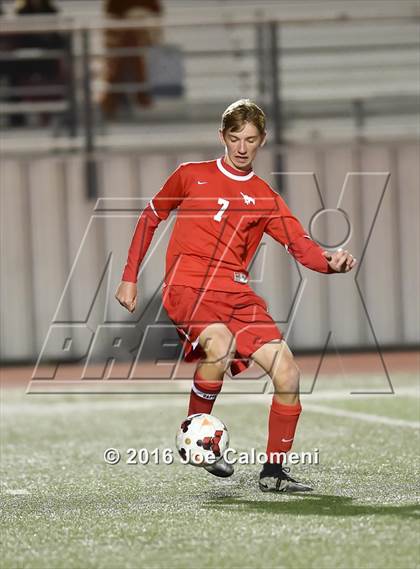 Thumbnail 3 in Lee [Robert E.] vs Memorial (Smithson Valley Tournament) photogallery.